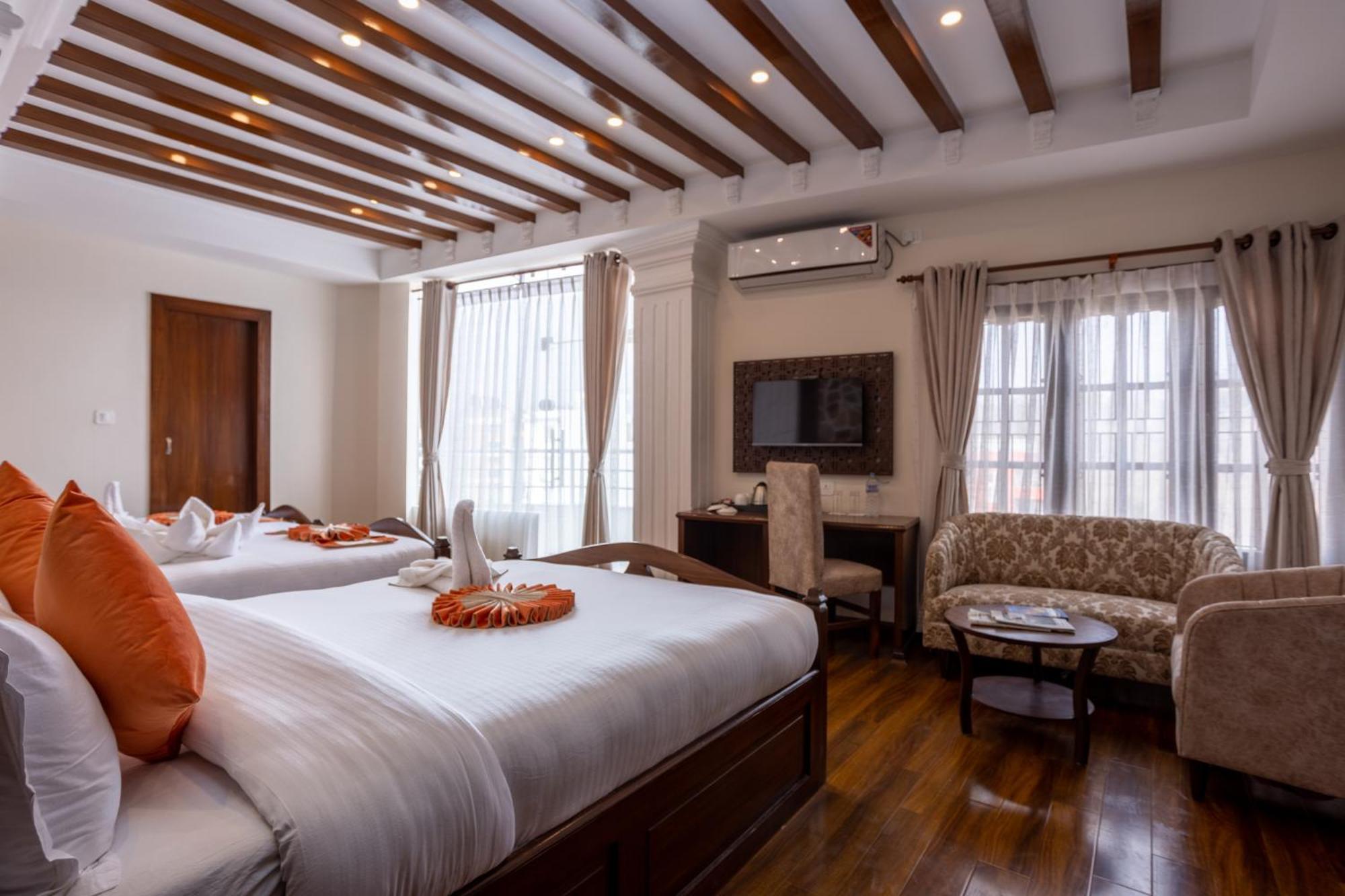 Airport Himalaya Boutique Hotel 加德满都 外观 照片